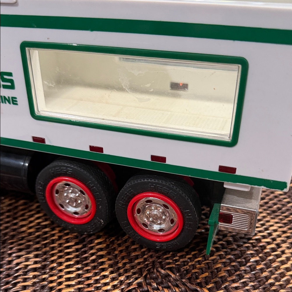 Green and White 2008 Hess Collectible Toy Truck with Working Lights - Picture 11 of 16